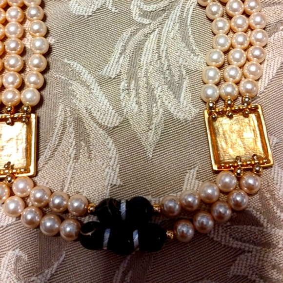 🌹 Magnificent Vintage Elaborate Cream Pearl & Rhinestone Gold Statement Neckla - Picture 13 of 16